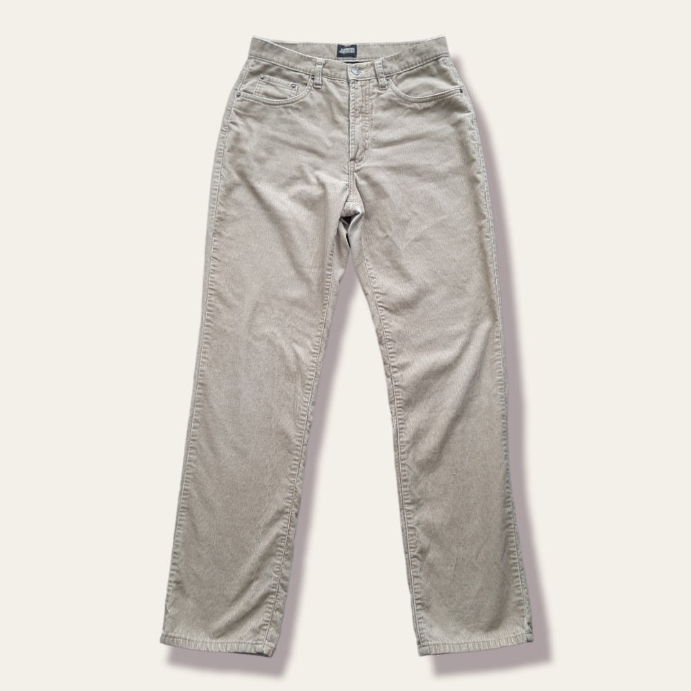 Jacob Corduroy Pants Medium